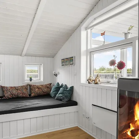 Lovely In With Sauna בית נופש *